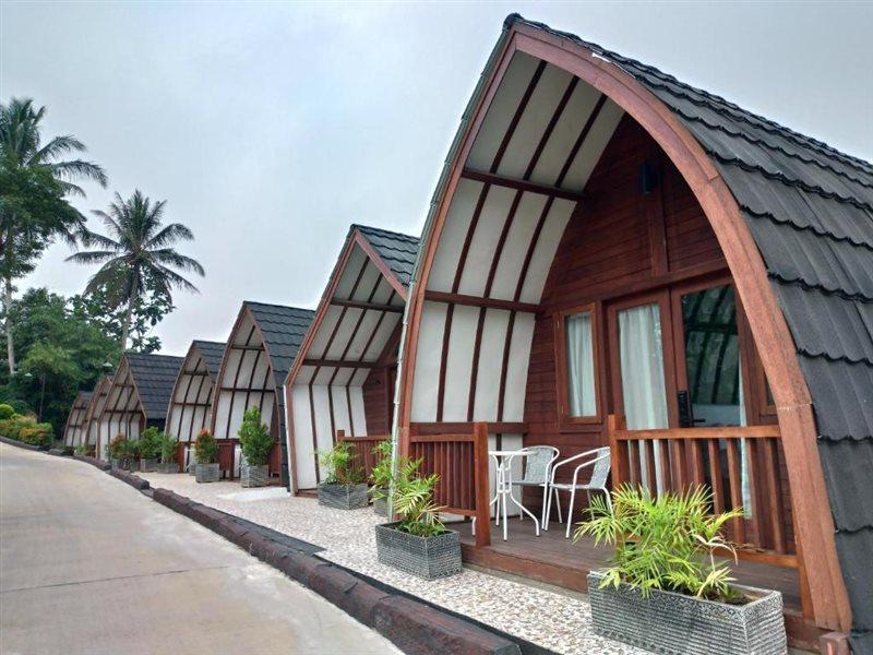 Chevilly Resort And Camp Bogor Eksteriør billede