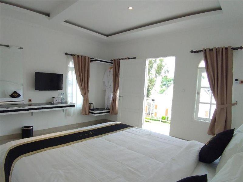 Chevilly Resort And Camp Bogor Eksteriør billede